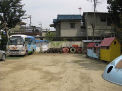 photo: 大工技能ものづくり学科・2年生　寄贈軸組み再棟上！