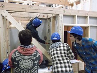 photo: 建築設備学科　電気工事実習3