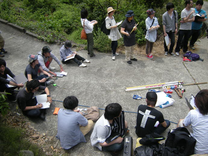 photo: 敷地現地調査実習　─建築設計トレーニング　in和歌山─