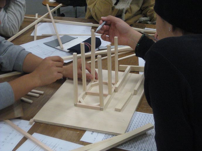 photo: 「半坪ハウス」作業進行中！
