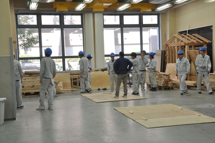 photo: 1年生「半坪ハウス」見学会