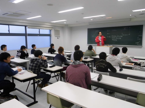 photo: 設備学科1年、新学期の授業1