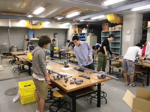 photo: 設備環境デザイン学科1年、配管実習3