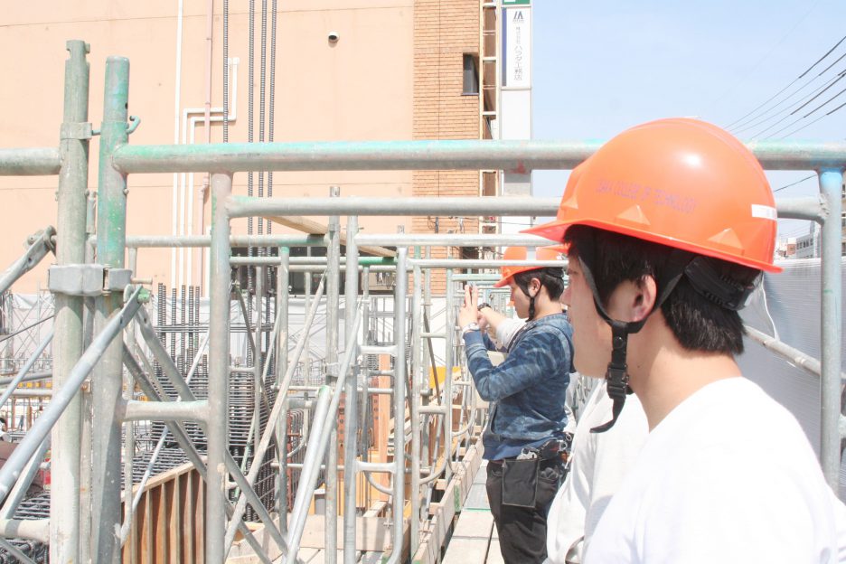 photo: 2年生 【技術コース】　建築施工管理の体験