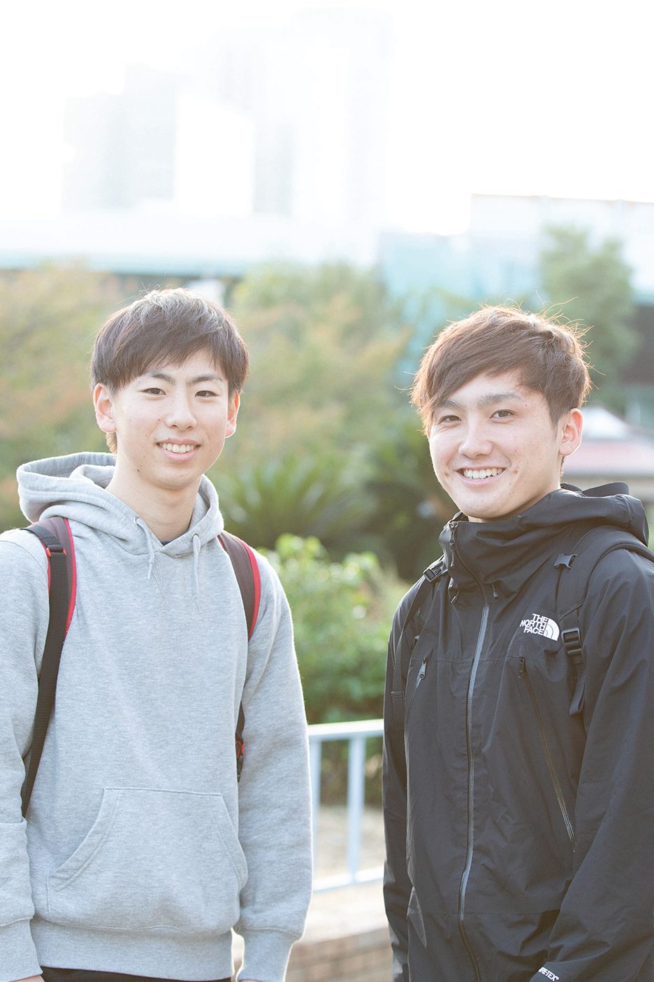 photo: 中村光太夫（左）