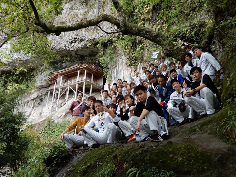 photo: 大工技能学科1年生　学外実習：鳥取方面(石谷家住宅・投入堂・倉吉)